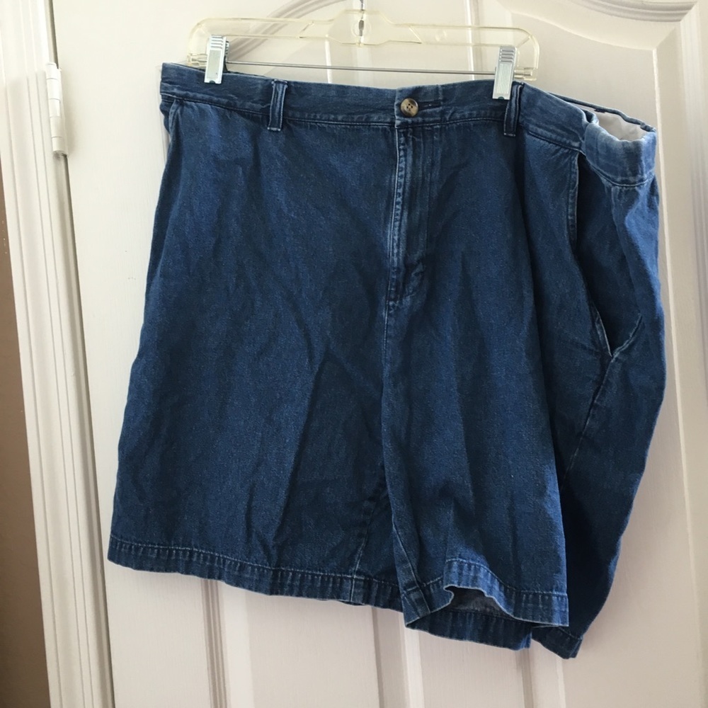 FINAL MARKDOWN Men’s Croft & barrow shorts 42
